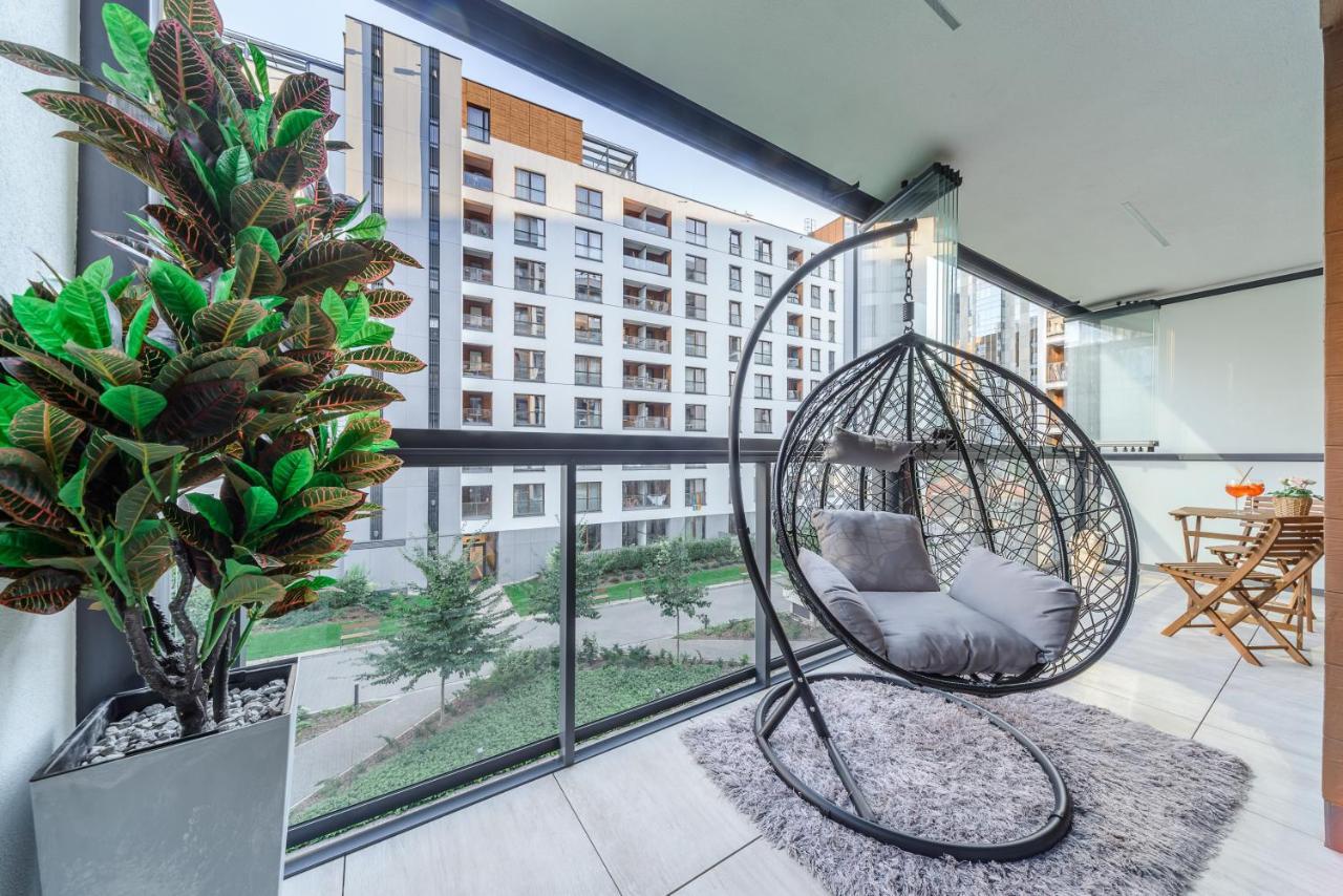 Modern Apartments With Access To The Pool Near Rondo Daszynskiego Station ワルシャワ エクステリア 写真