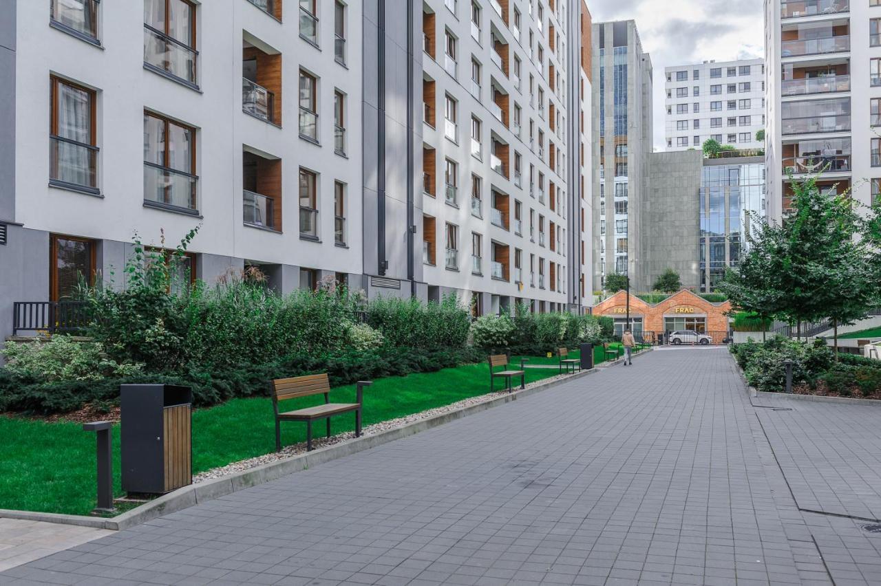Modern Apartments With Access To The Pool Near Rondo Daszynskiego Station ワルシャワ エクステリア 写真