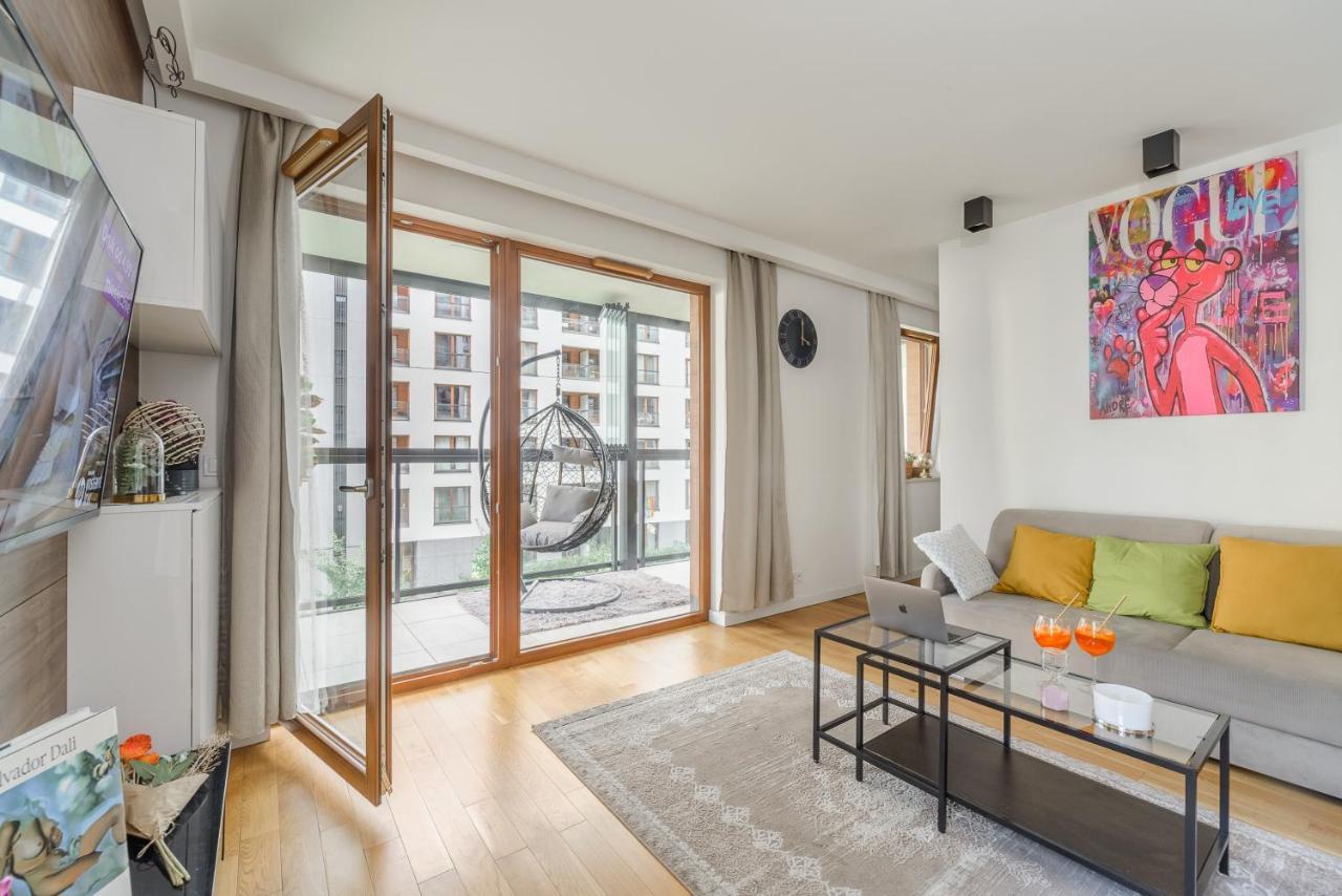 Modern Apartments With Access To The Pool Near Rondo Daszynskiego Station ワルシャワ エクステリア 写真