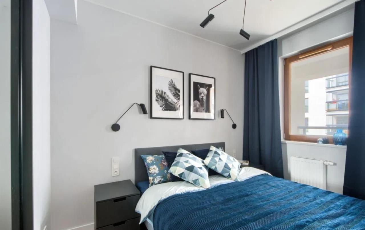 Modern Apartments With Access To The Pool Near Rondo Daszynskiego Station ワルシャワ エクステリア 写真