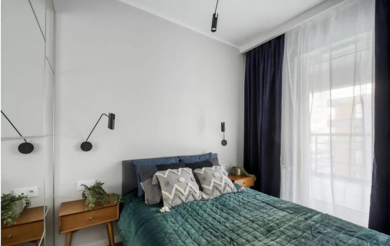 Modern Apartments With Access To The Pool Near Rondo Daszynskiego Station ワルシャワ エクステリア 写真